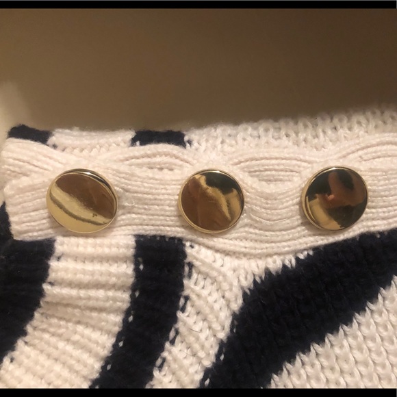 Loft Sweater Tunic with button detail - Picture 3 of 5